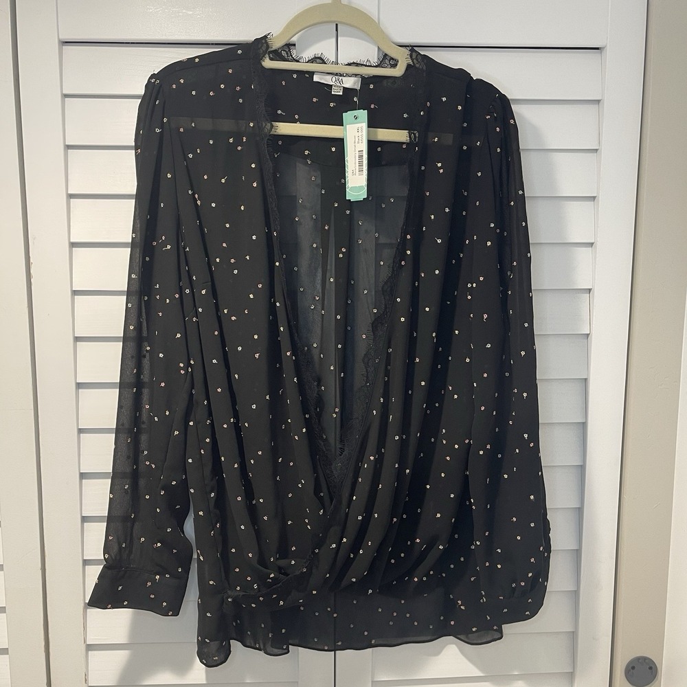Q&A Women's Moria Embroidery Detail Blouse Black XXL NWT Draped Long Sleeve‎